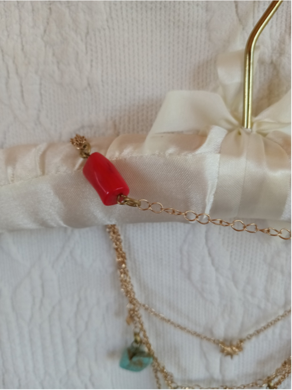 Inlaid Yak Bone Pendant on Layered Gold Plated chain Turquoise howlite red coral - Picture 10 of 11